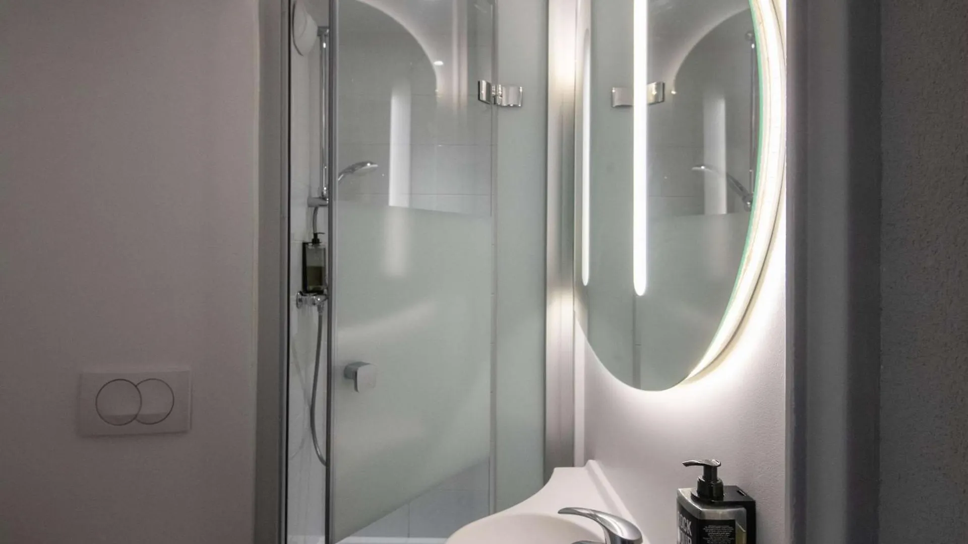 Hotel ibis budget Nice Aeroport