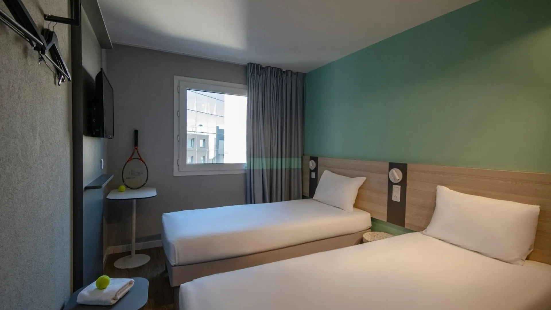 Ibis Budget Nice Aeroport 2*,