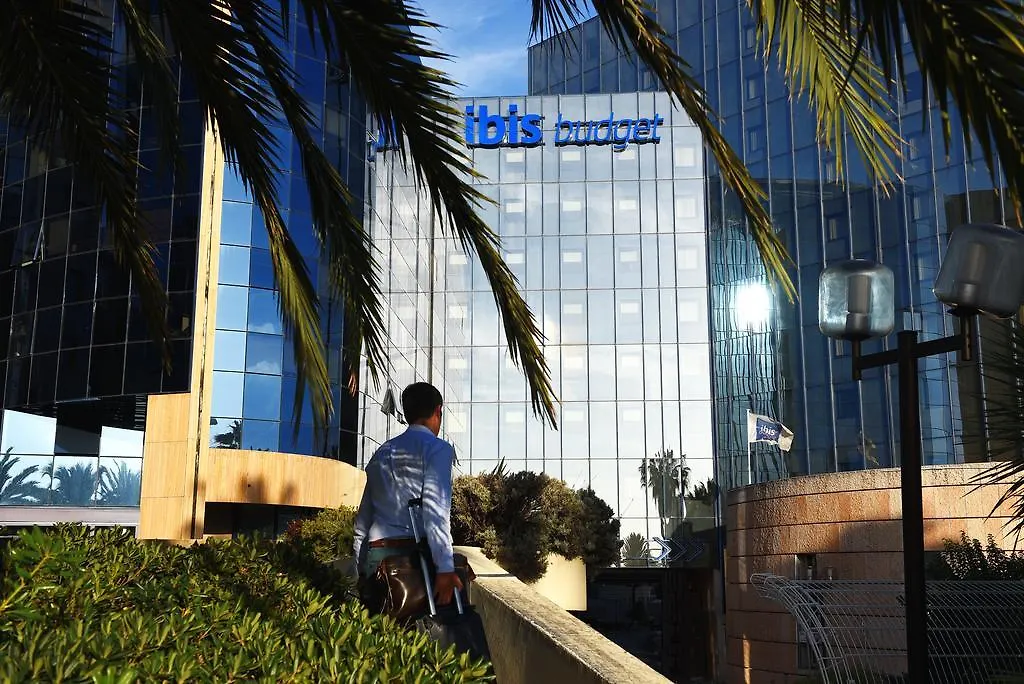 Ibis Budget Nice Aeroport 2*,