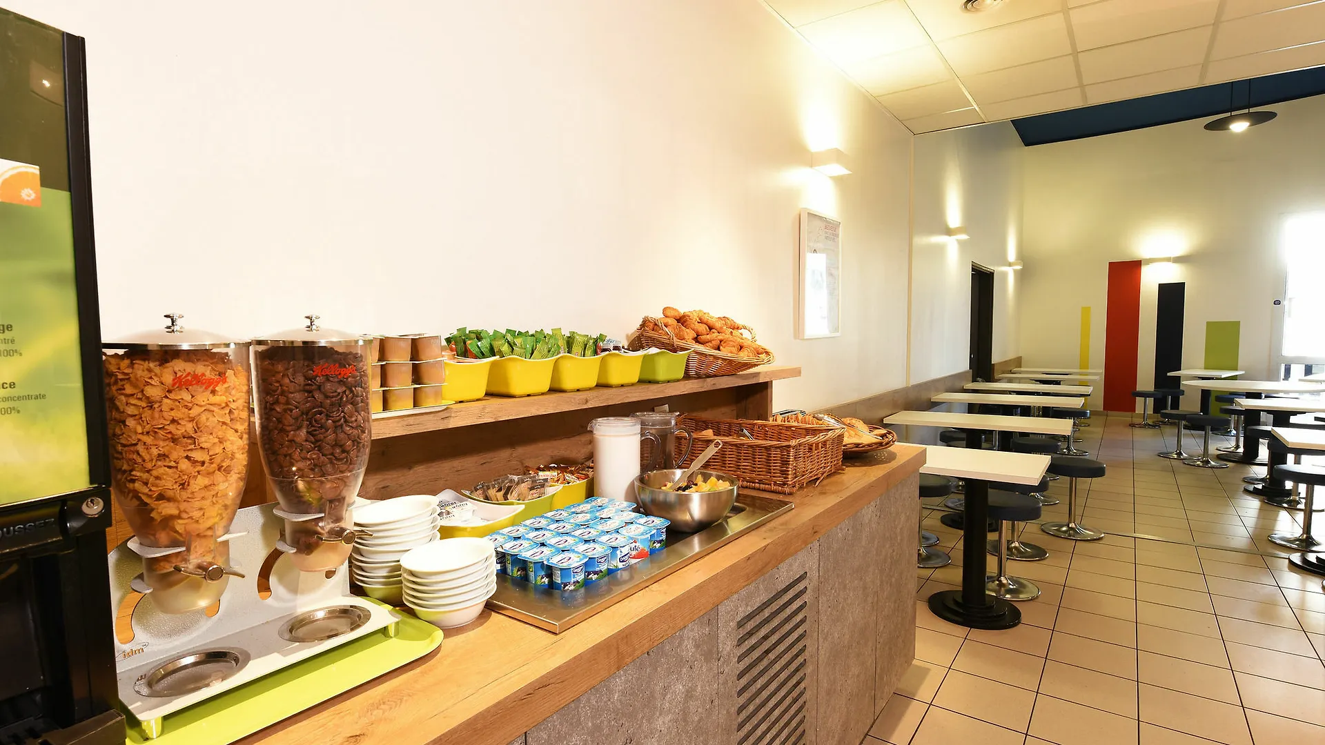Ibis Budget Nice Aeroport 2*,
